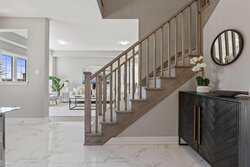 15 Venture Way Thorold ON L2V 0G9