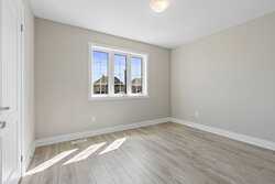 15 Venture Way Thorold ON L2V 0G9