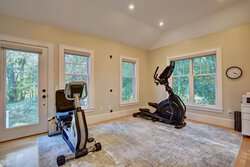 8 Bowen Road Kittery ME 03904