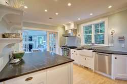 8 Bowen Road Kittery ME 03904