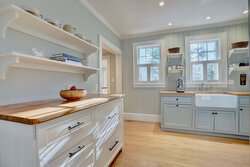 8 Bowen Road Kittery ME 03904