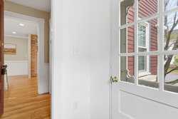 34 Maple Ste Hamilton MA 01982