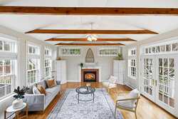 34 Maple Ste Hamilton MA 01982