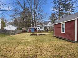 34 Maple Ste Hamilton MA 01982