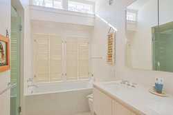 Vineyard Haven MA 02568