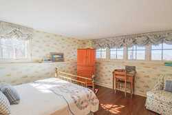 Vineyard Haven MA 02568