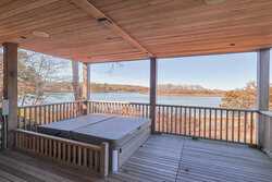 Vineyard Haven MA 02568