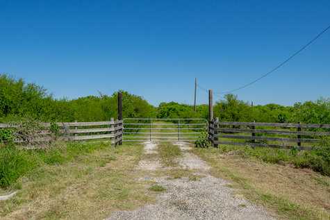 2710 Fm 1069 Rockport TX 78006