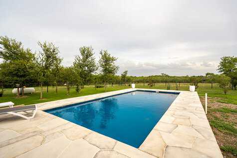 11089 Alt 90 Seguin TX 78155