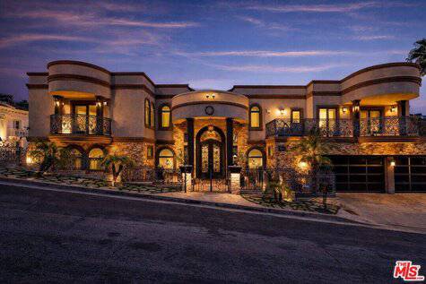 11131 Mountcastle Drive Studio City CA 91604
