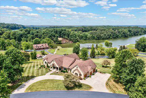 30 Bass Court Whitesville KY 42378