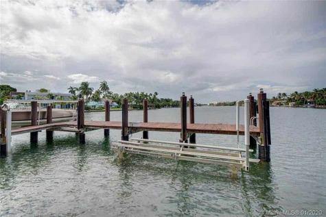2050 N Bay Road Miami Beach FL 33140