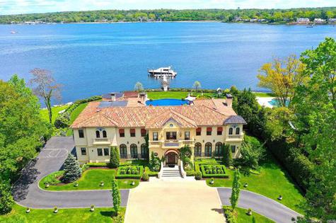 4 Harbor Way Great Neck NY 11024