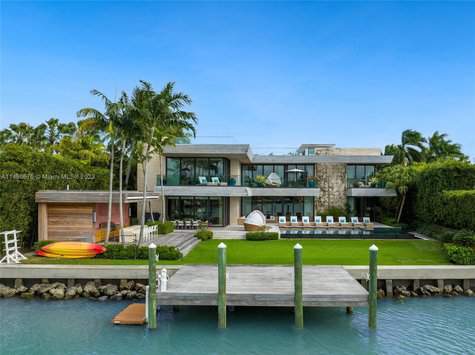 6440 N Bay Road Miami Beach FL 33141