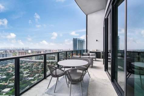 4204/18555 Collins Avenue Sunny Isles Beach FL 33160