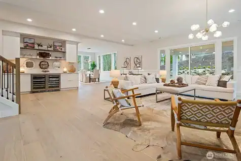 955 103rd Avenue SE Bellevue WA 98004
