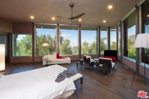 Bel Air CA 90077