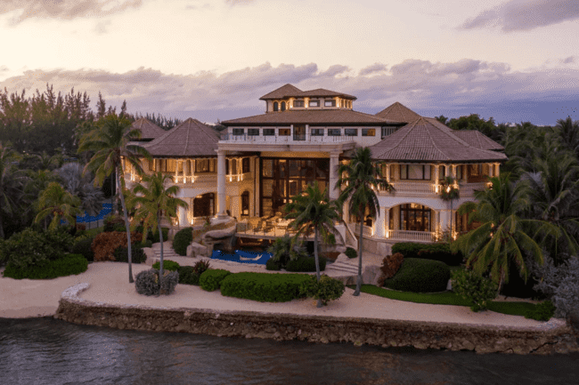 560 South Sound Road Grand Cayman KY