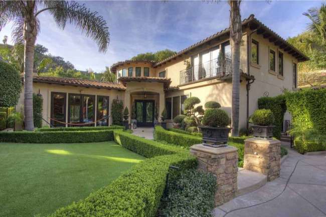 1642 San Ysidro Drive Beverly Hills CA 90210