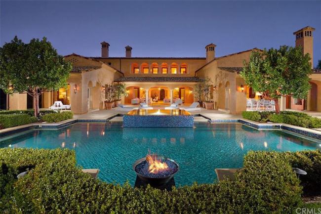 51 Echo Glen Irvine CA 92603