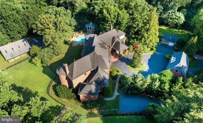 9179 Old Dominion Drive Great Falls VA 22066
