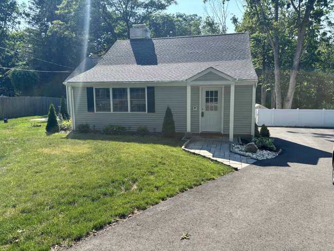 Columbia CT 06237