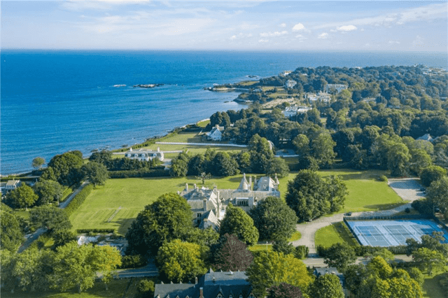197-207 Ruggles Avenue Newport RI 02840