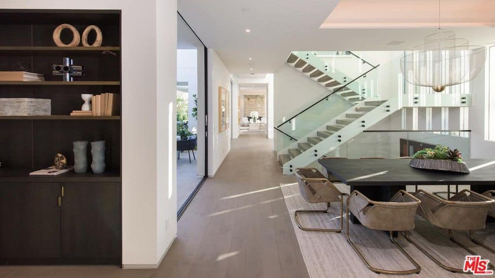 1218 Roberto Lane Los Angeles CA