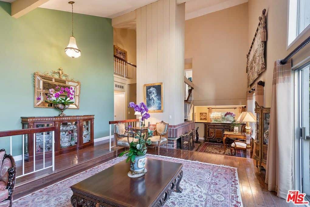 2771 Woodwardia Drive Los Angeles CA