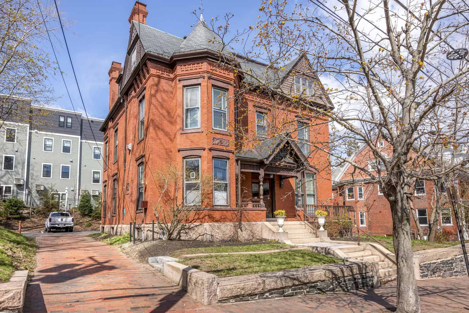 24 Mellen Street Portland ME 04101