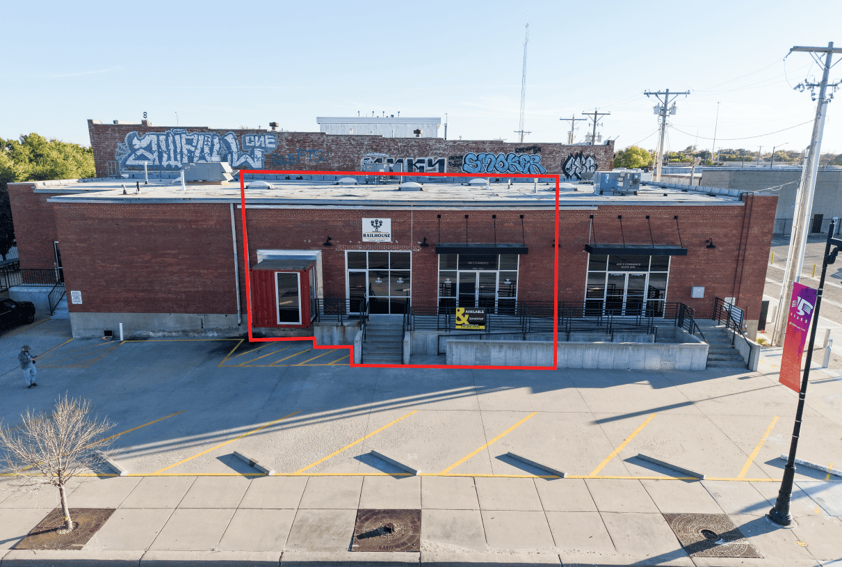 400 S Commerce Wichita KS 67202