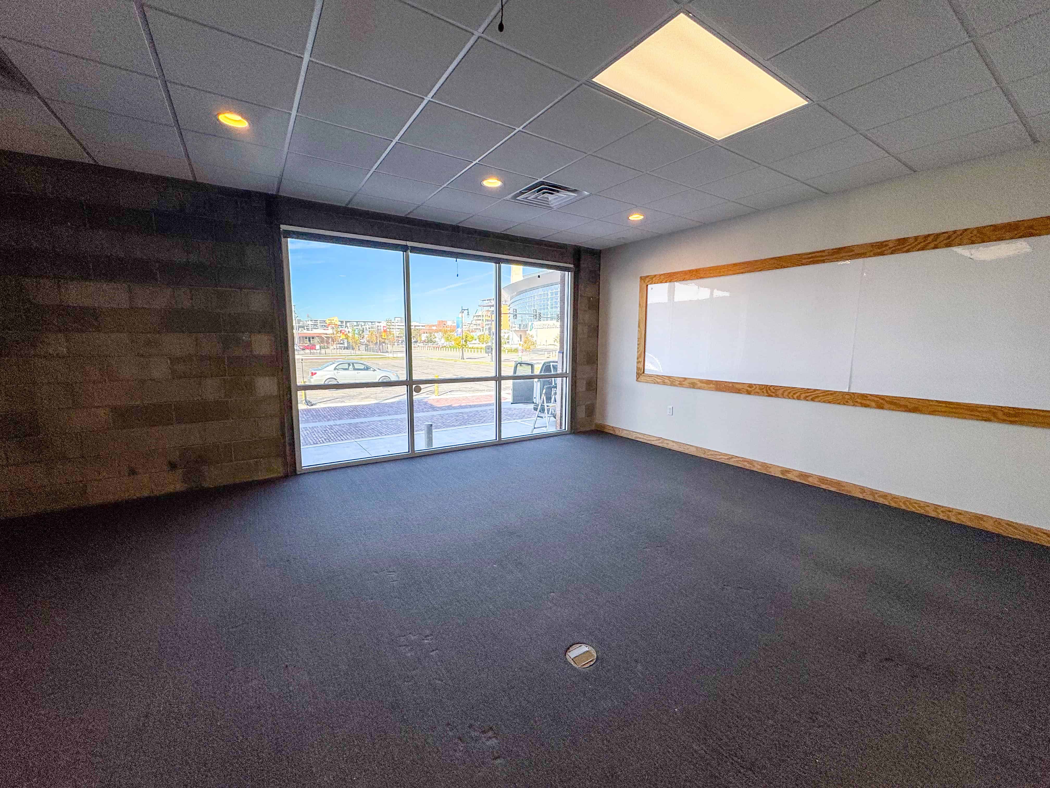 400 S Commerce Wichita KS 67202