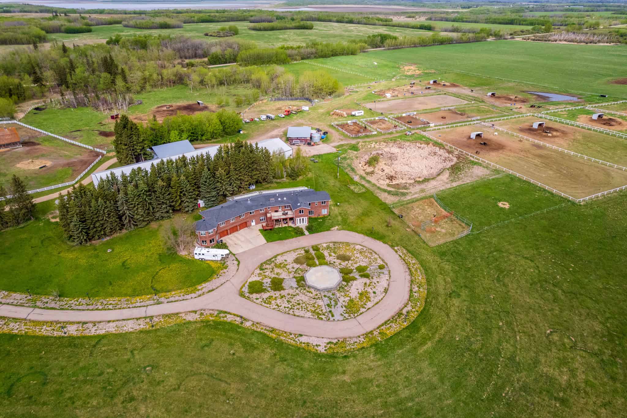 51341 Range Road 210 Hastings Lake AB