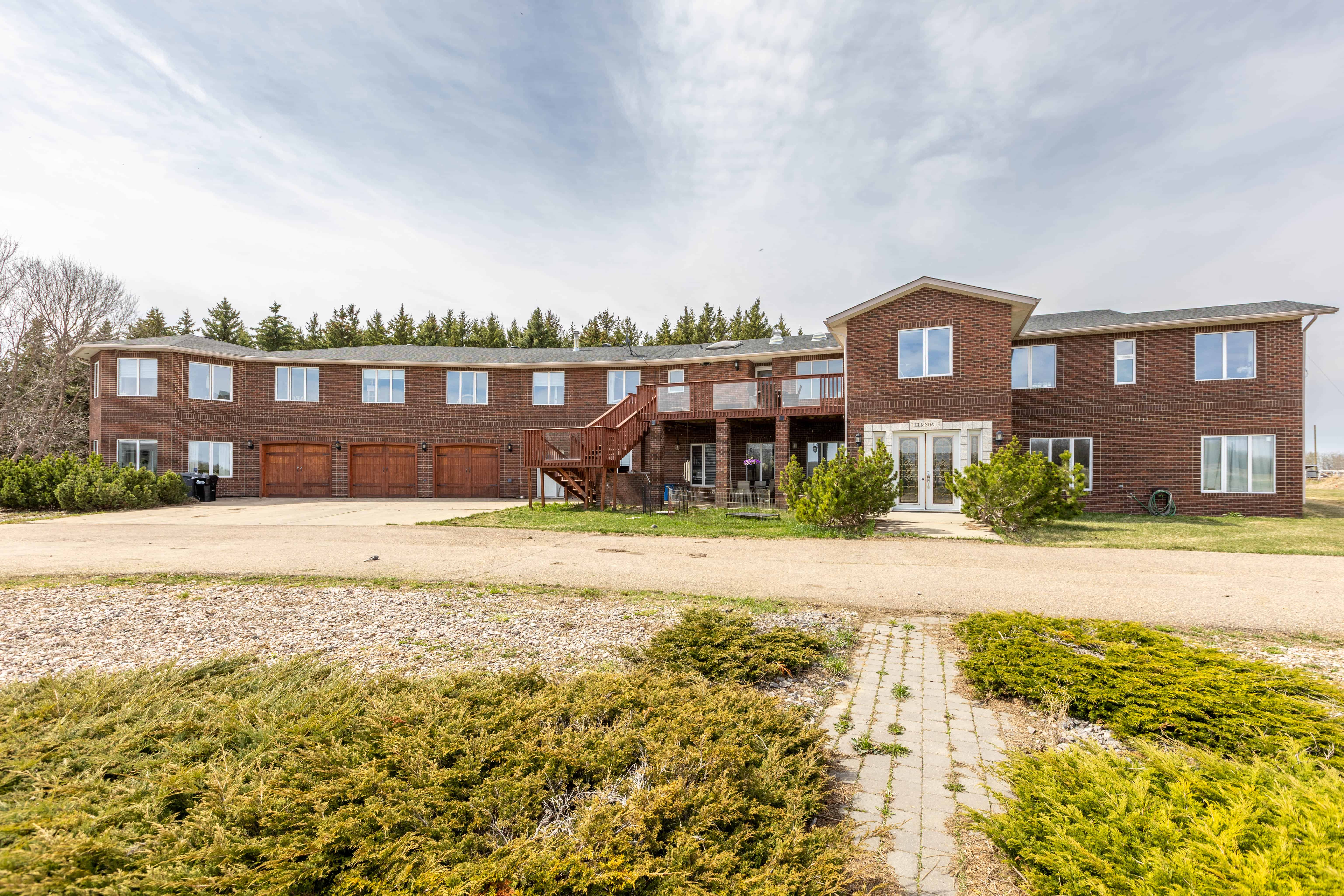 51341 Range Road 210 Hastings Lake AB