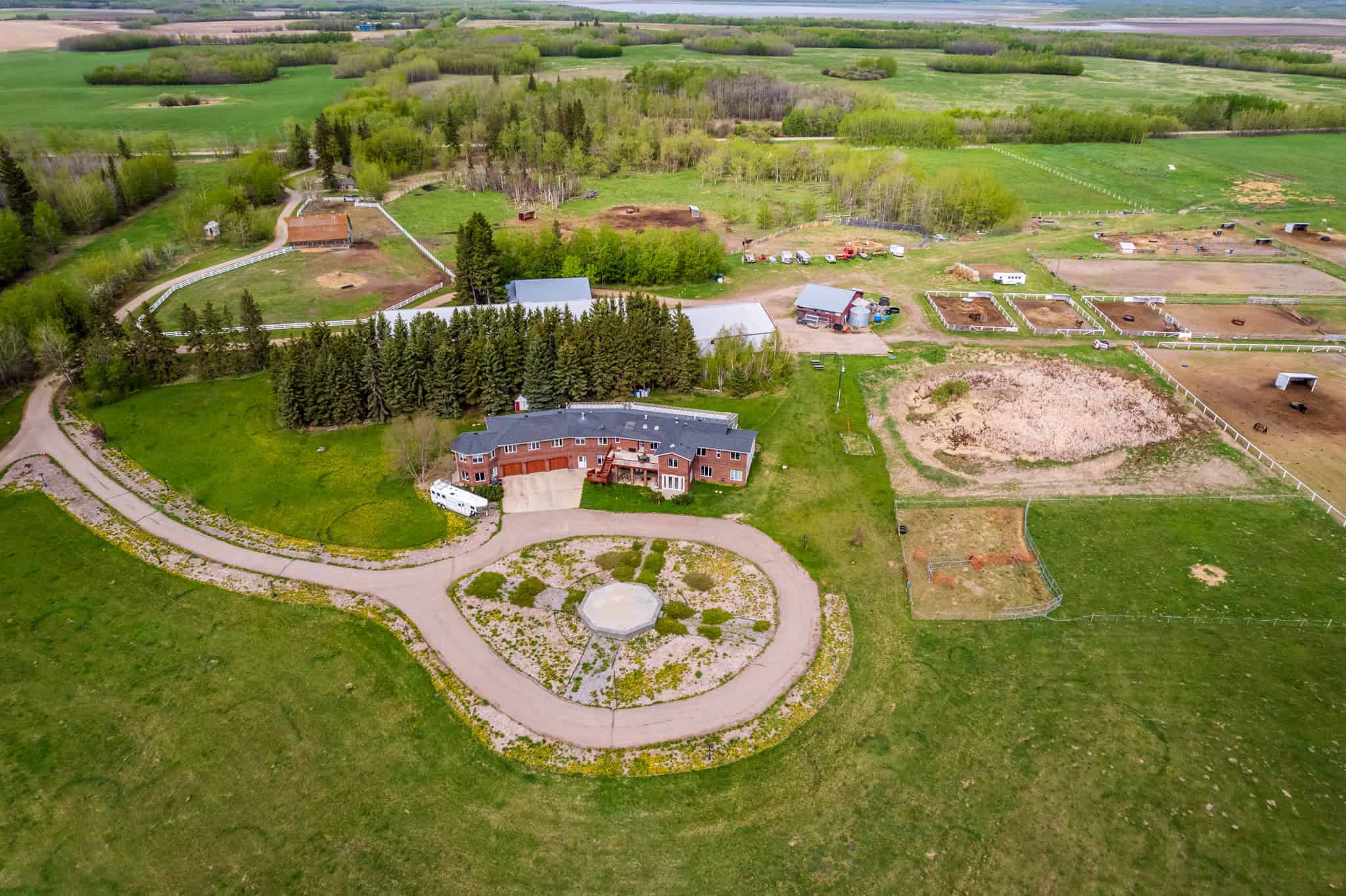 51341 Range Road 210 Hastings Lake AB
