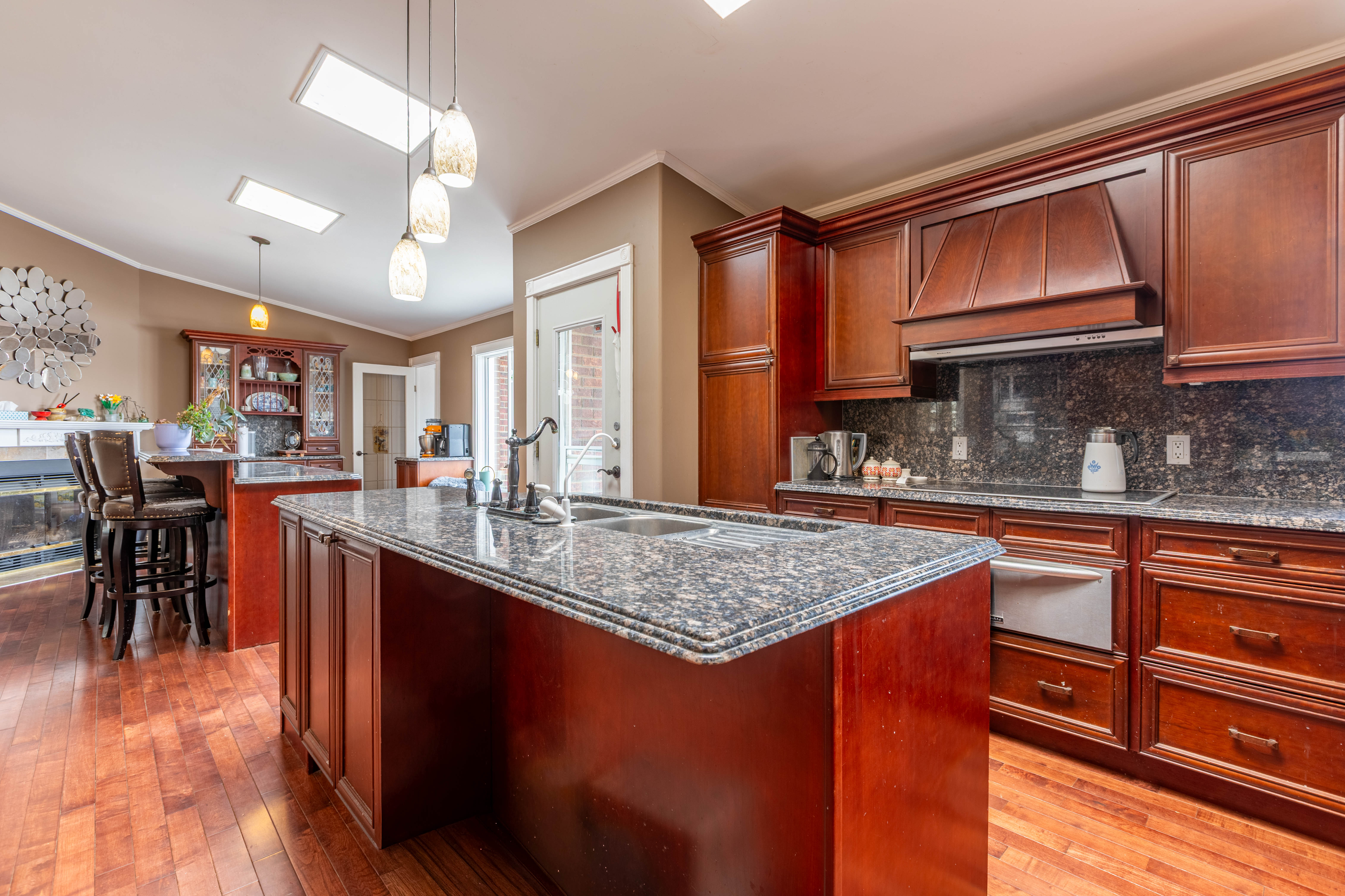 51341 Range Road 210 Hastings Lake AB