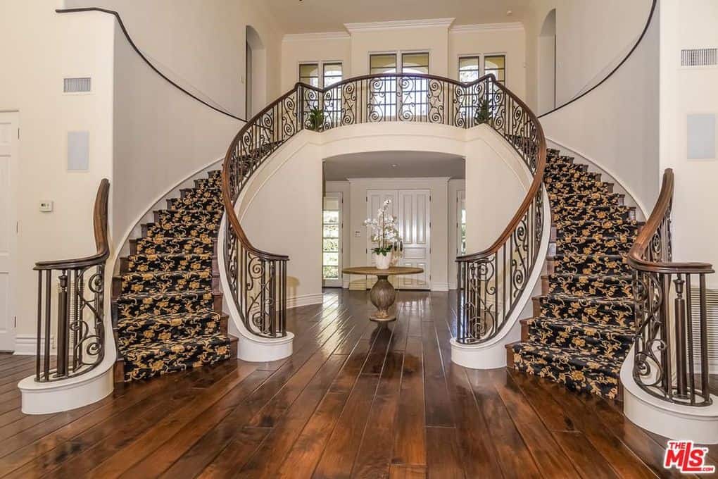 3901 Longridge Avenue Los Angeles LA 91423