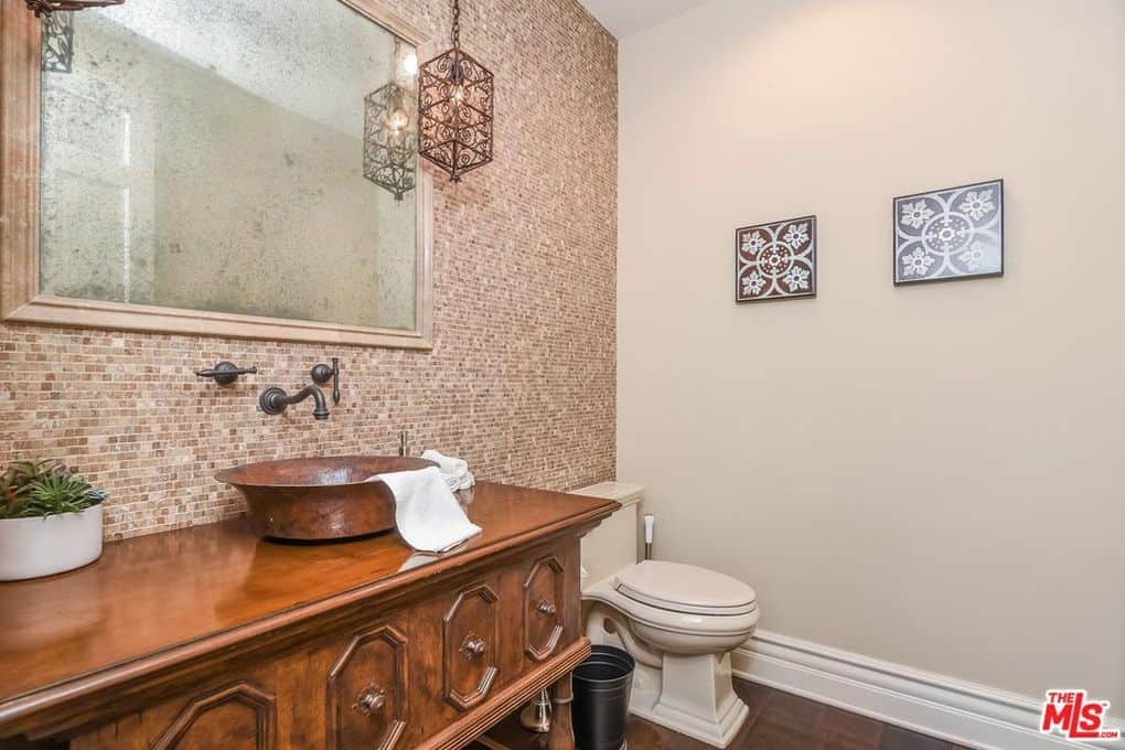 3901 Longridge Avenue Los Angeles LA 91423