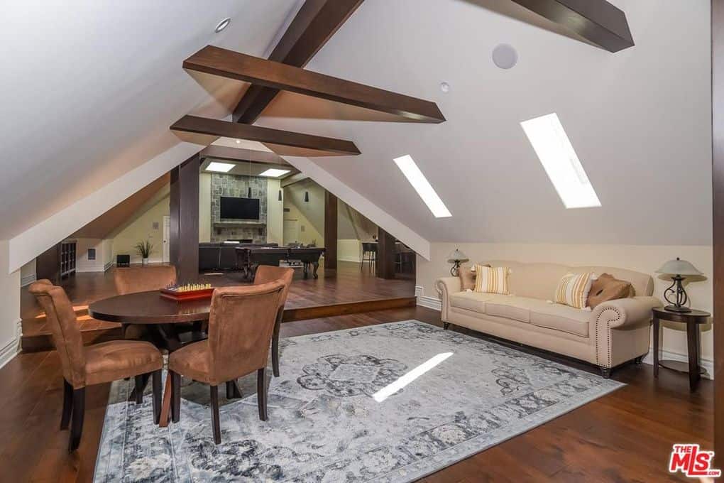 3901 Longridge Avenue Los Angeles LA 91423