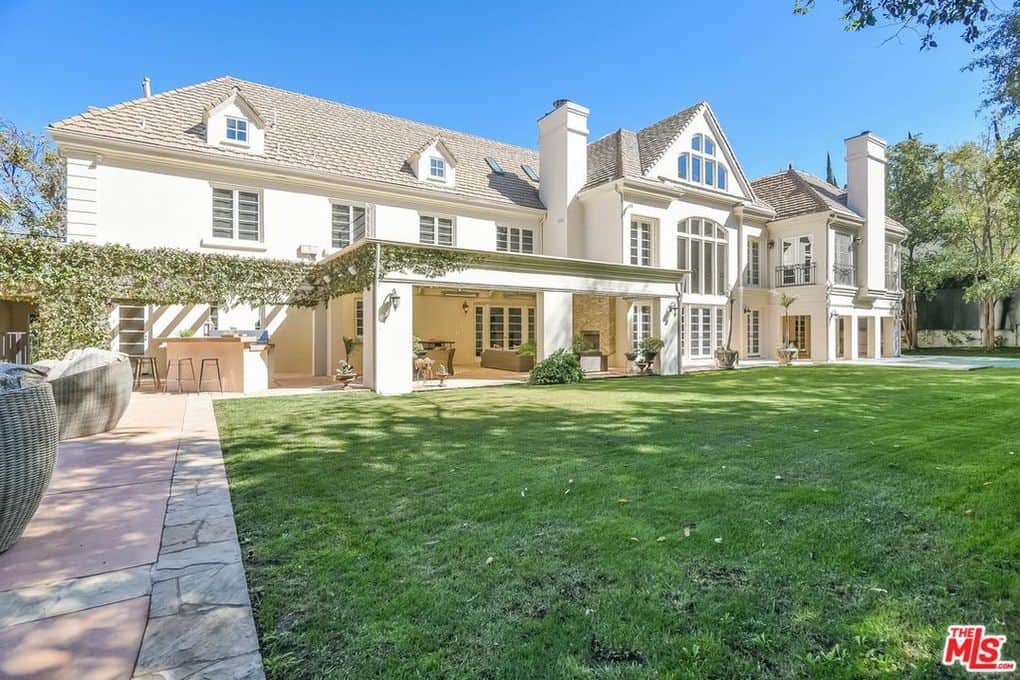 3901 Longridge Avenue Los Angeles LA 91423
