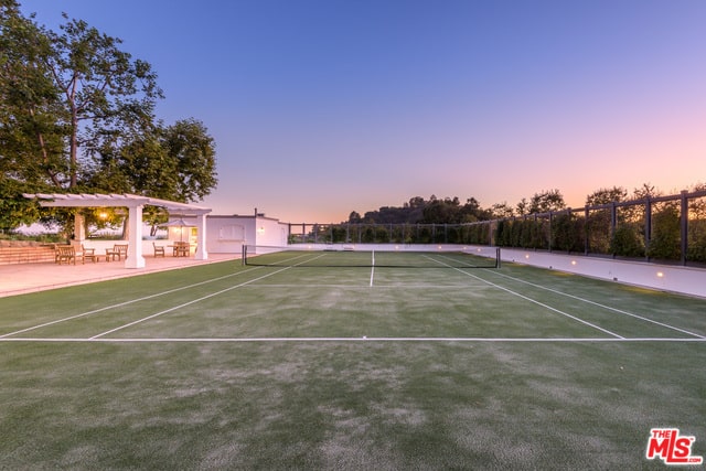 1911 Westridge Road Los Angeles CA 90049
