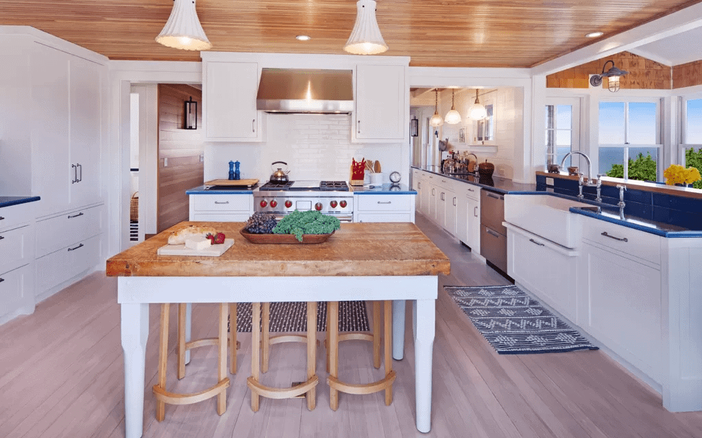 104 & 111 Old Herring Creek Road West Tisbury MA 02575