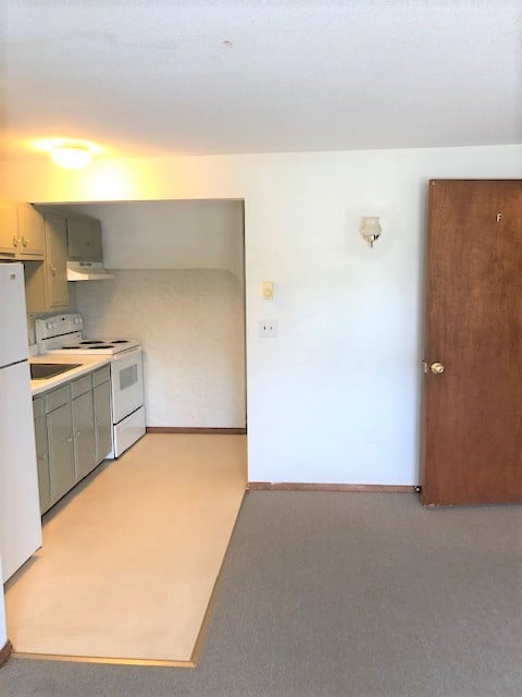 Easthampton MA 01027