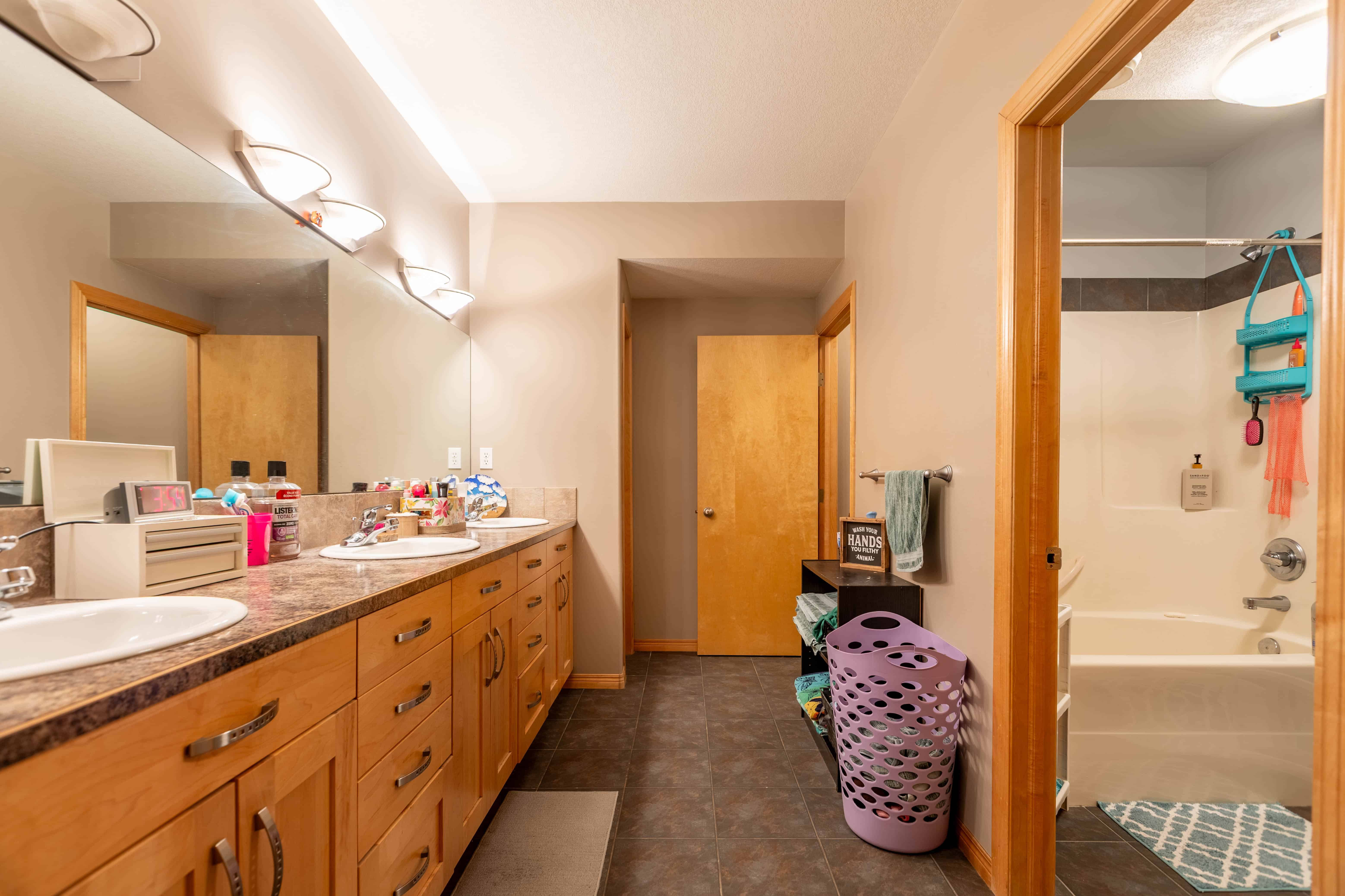 39425 Range Road 281 Blackfalds AB T4M 0W4