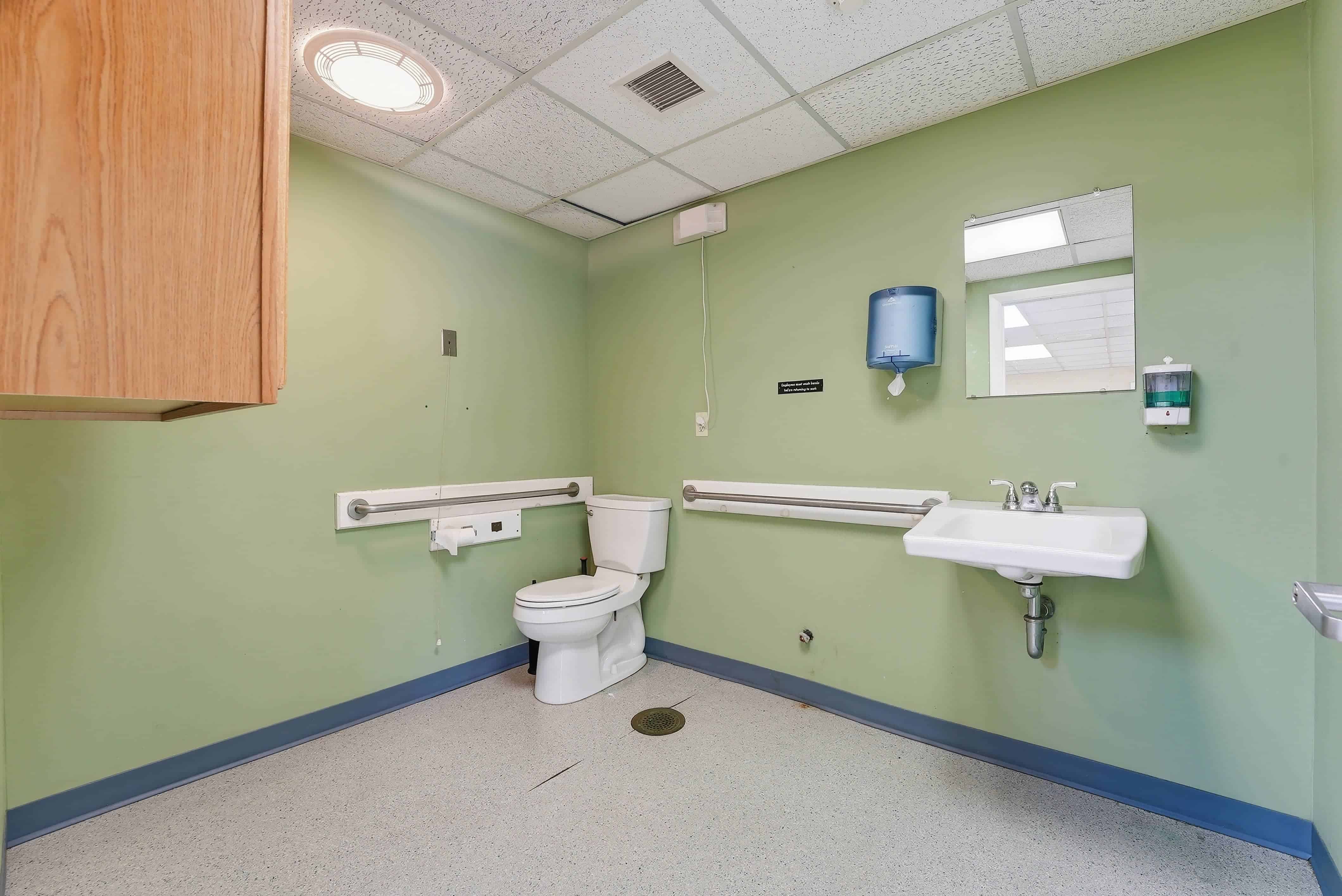 24 Clifton Street Westfield MA 01085