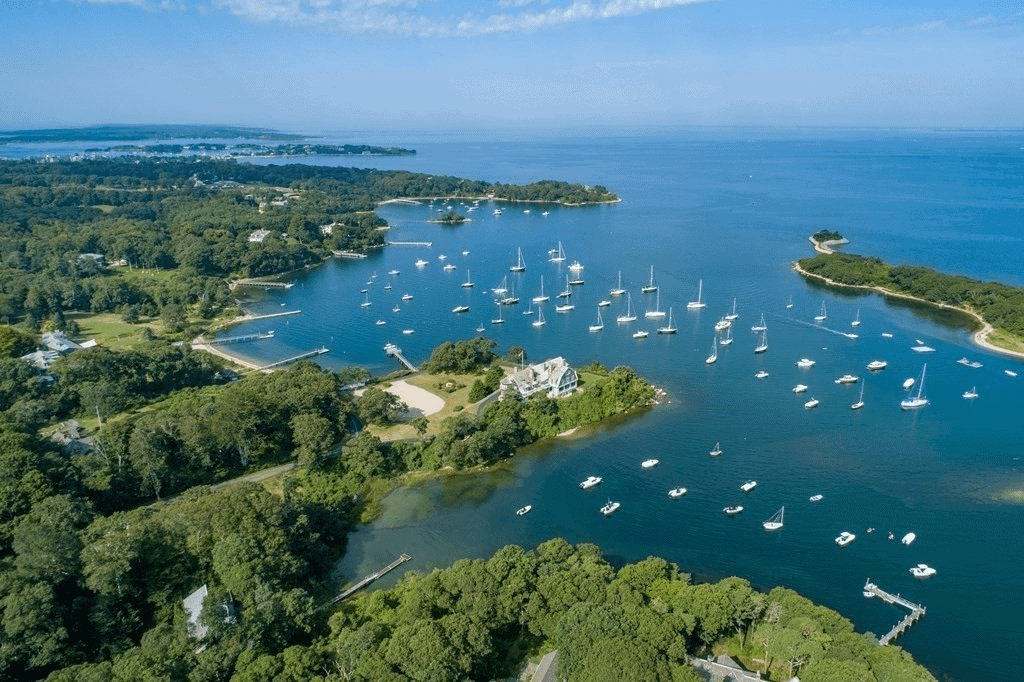 314 Quissett Avenue Falmouth MA 02543