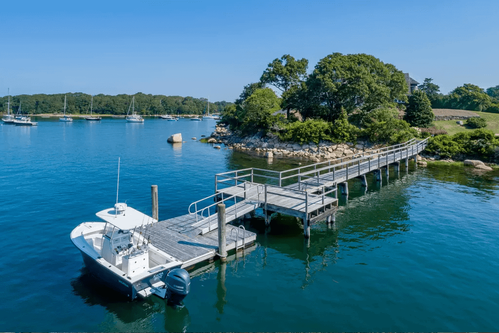 314 Quissett Avenue Falmouth MA 02543