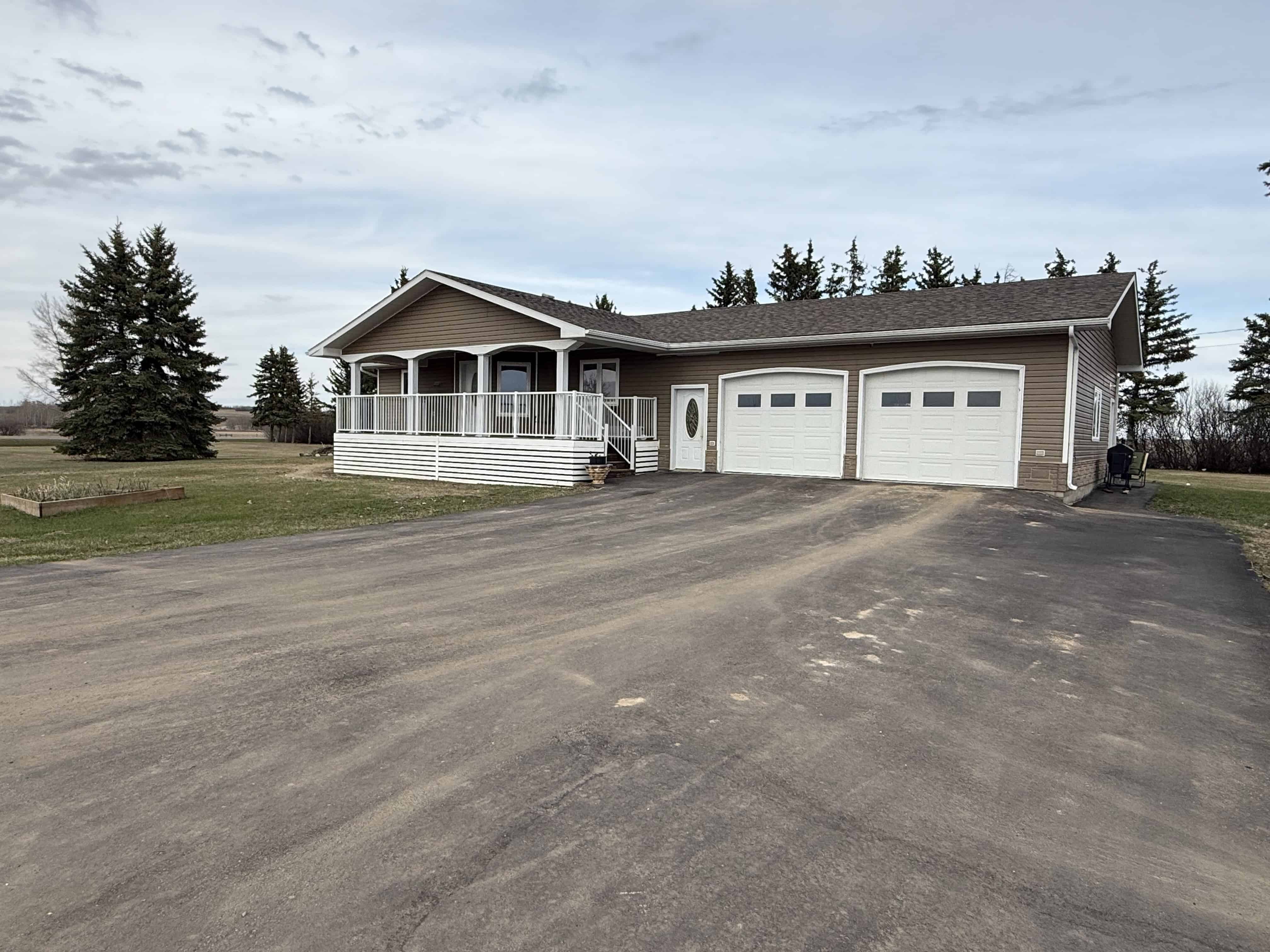 14015 Township Road 540 County of Minburn AB T0B 4K0