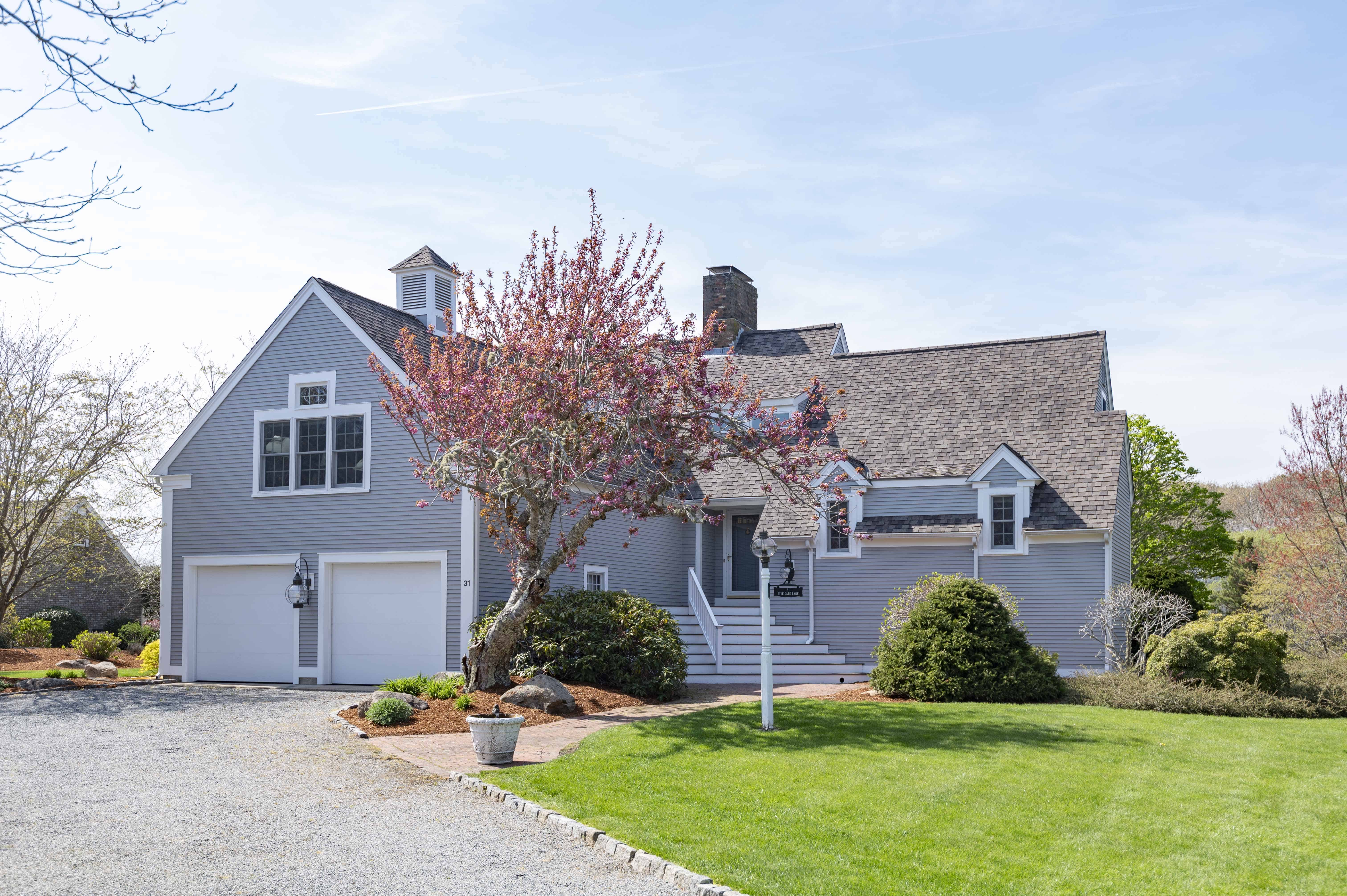 31 Five Gate Lane North Falmouth MA 02556