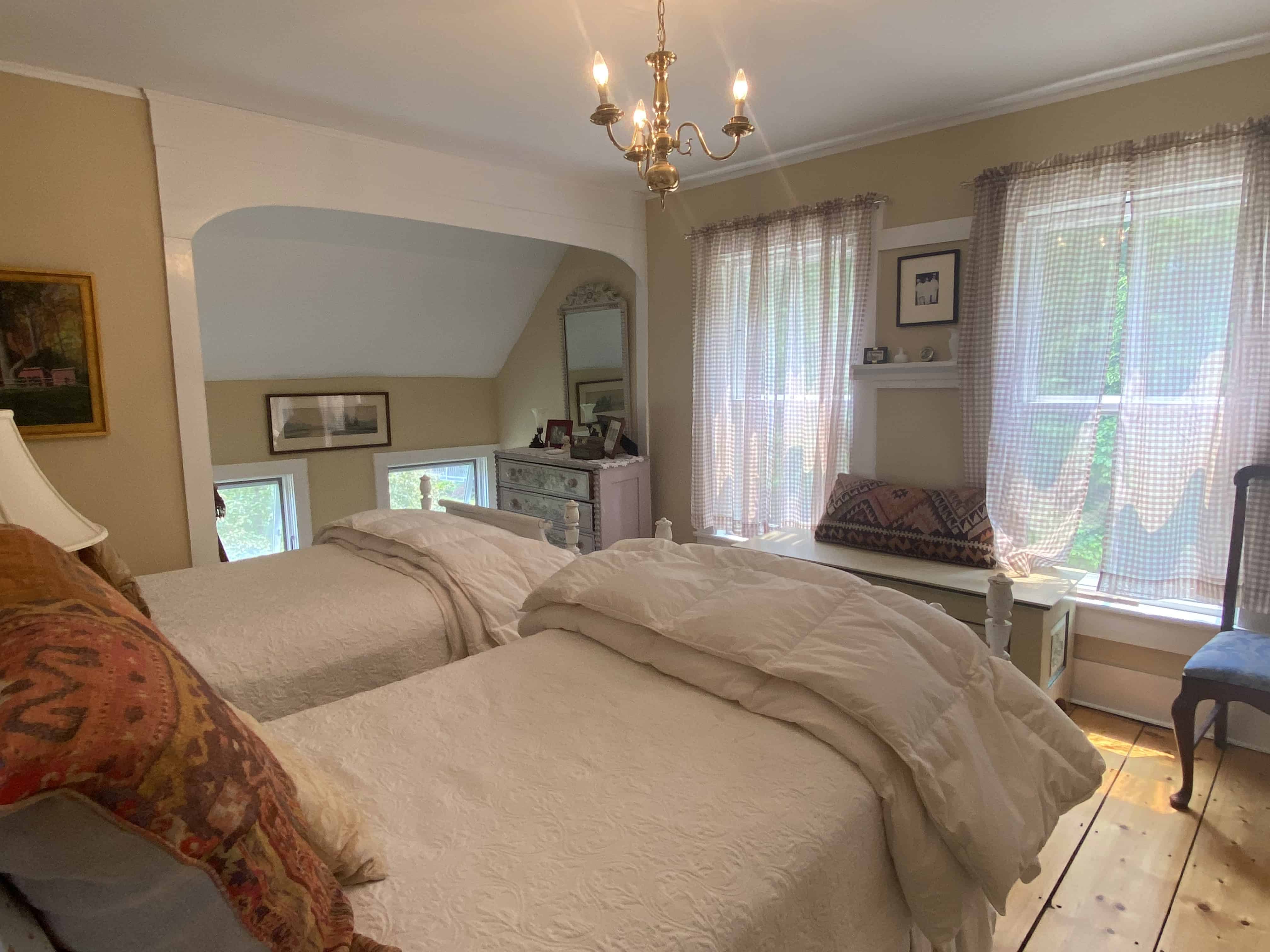 Edgehill Londonderry VT 05340